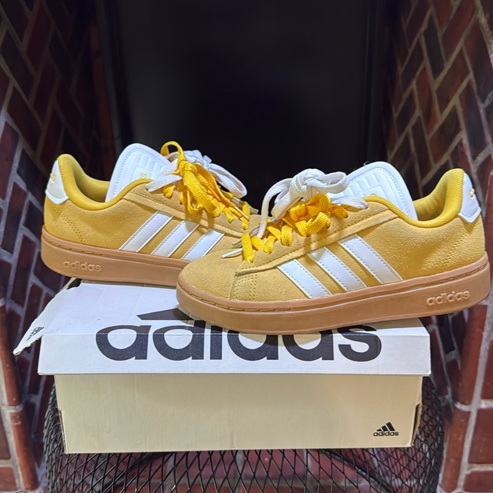 Adidas grand court alpha